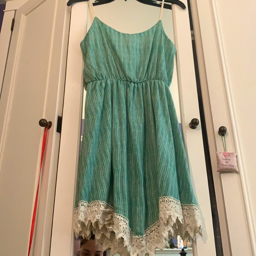 Dress - Picture 5 of 5